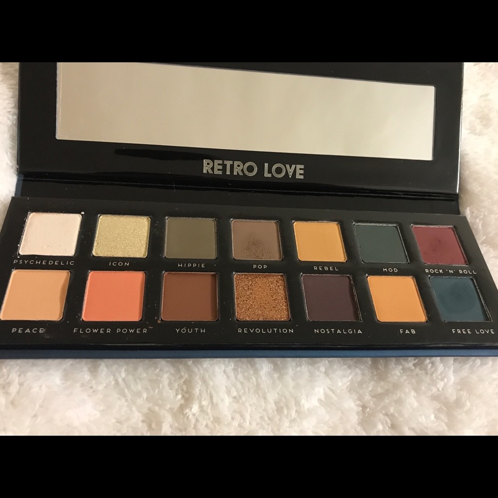 Bad habit beauty retro love palette.